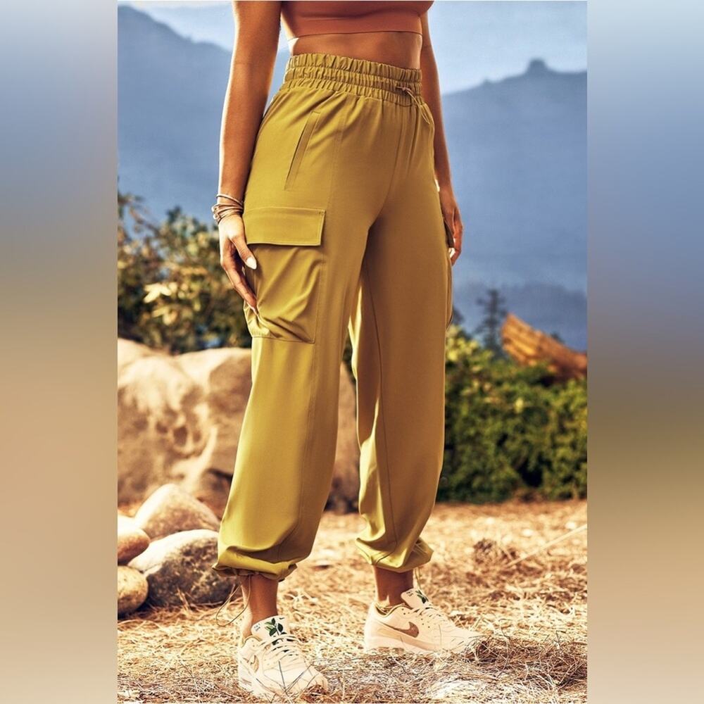 Fabletics Eleanor Cargo Track Pant Warm Olive